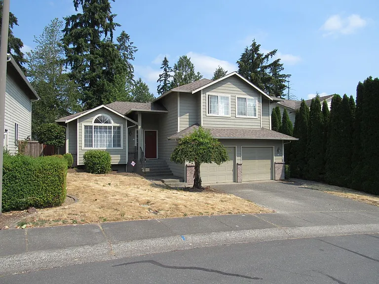13008 NE 200th Pl — Photo 1