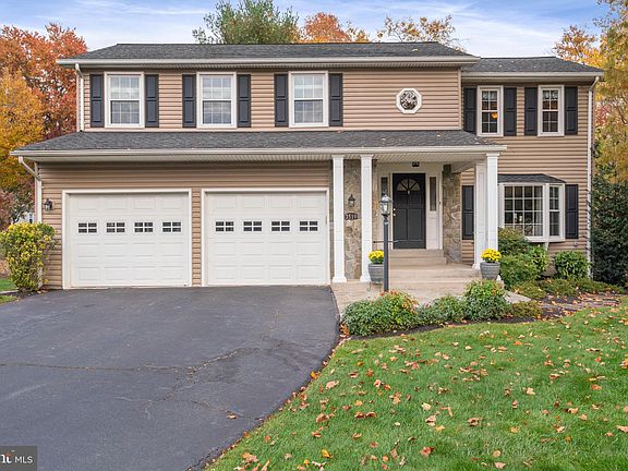 2nd image of 3519 Honey Locust Ct