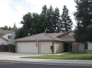 804 McKelvy Ave, Clovis, CA 93611