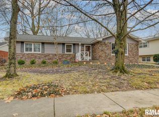 2340 Grinnell Dr, Springfield, IL 62704