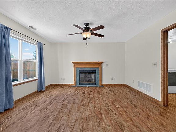 5th image of 3548 Kody Ct