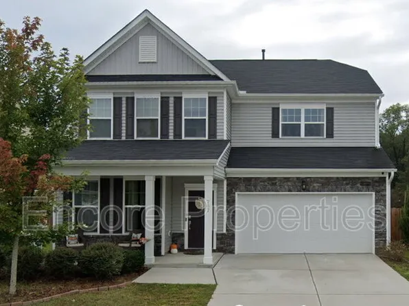 707 Eppsfield Ln, Fuquay Varina, NC 27526