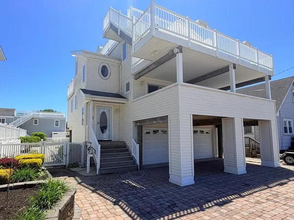 212 N Barnegat Ave, Surf City, NJ 08008