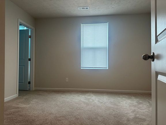 5th image of 3307 Stafford Dr
