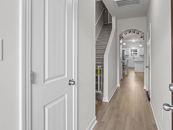 2nd image of 243 Shallowbag Bay Ln