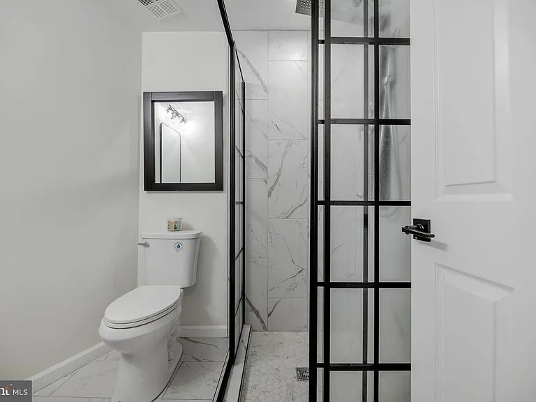 7317 Castleberg Ct — Photo 27