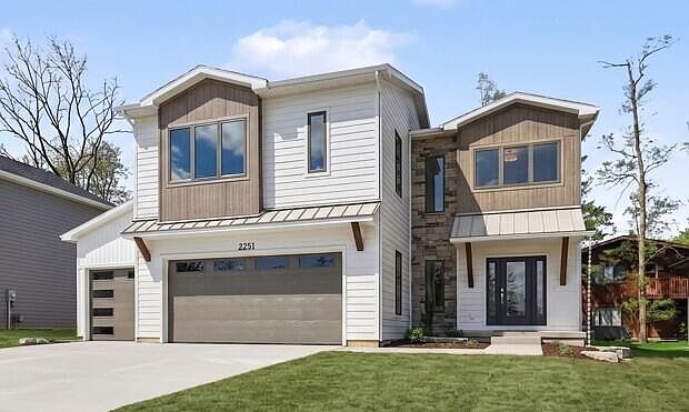 1st image of 2329 Elinor Ln SE #5A