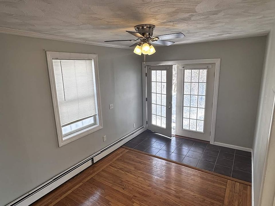 1st image of 494 Union Ave Floor 1