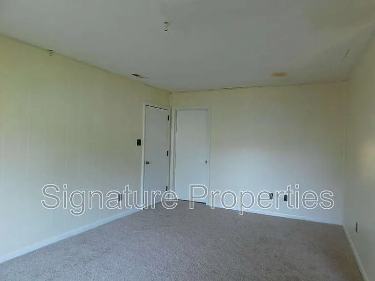 3825 Annie Ln — Photo 7