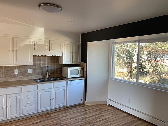 White Kitchen