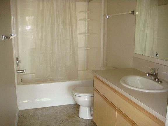 5th image of 6210 W Douglas Ln #102