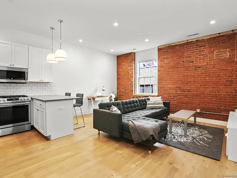 191 Summer St #3 — Photo 4