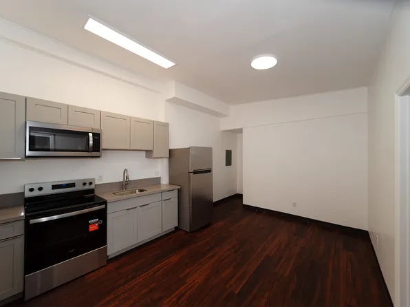 98-164 Hekaha St, Aiea, HI 96701