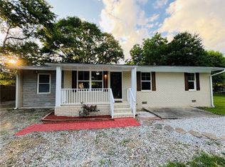 330 Bruce St, Loganville, GA 30052