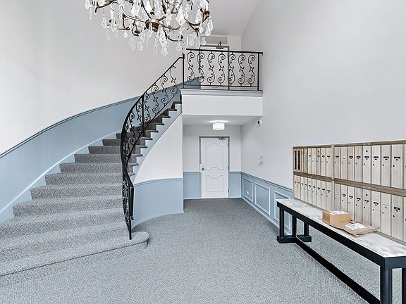 2nd image of 1240 Park Ave W APT 326