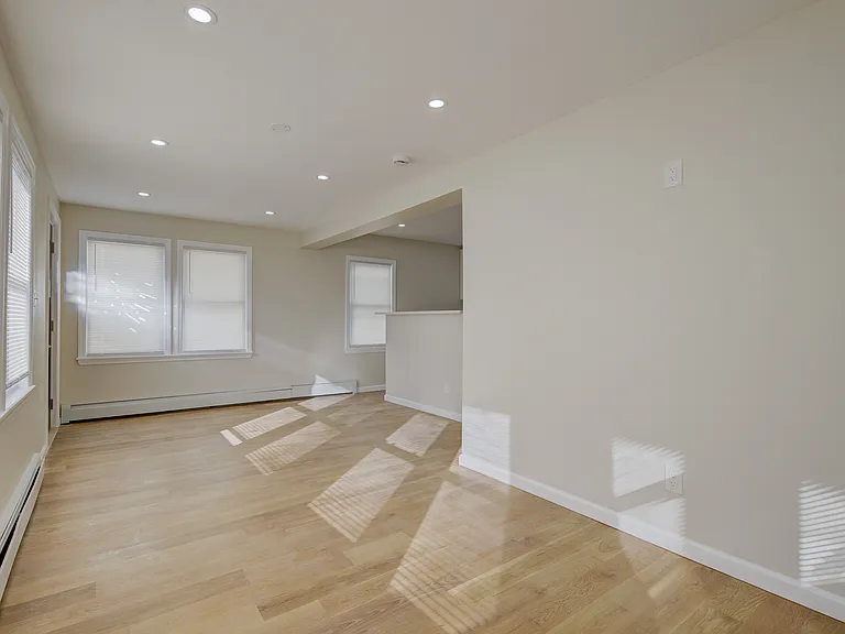 26 Ohio Ave #1 — Photo 3