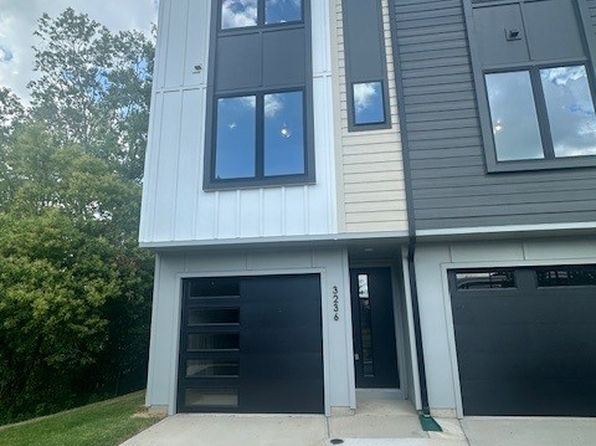 3236 Riley Ave