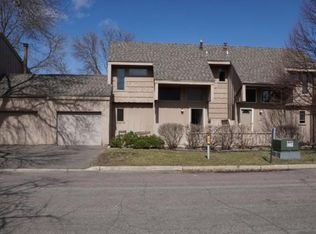 1755 Flamingo Dr, Eagan, MN 55122