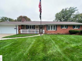 2437 N Vassar Rd, Burton, MI 48509