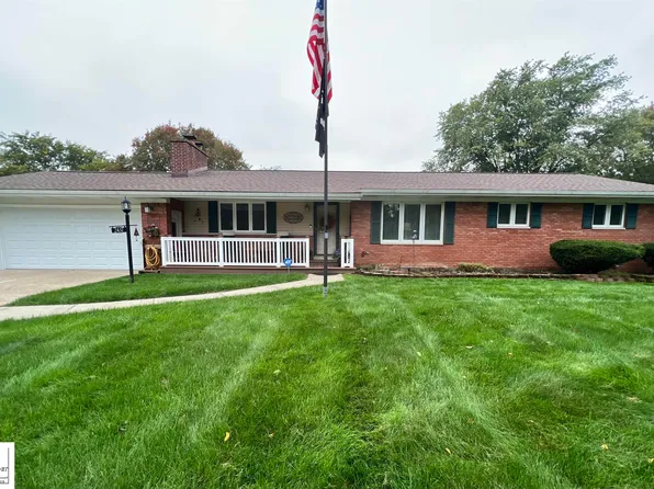 2437 N Vassar Rd, Burton, MI 48509