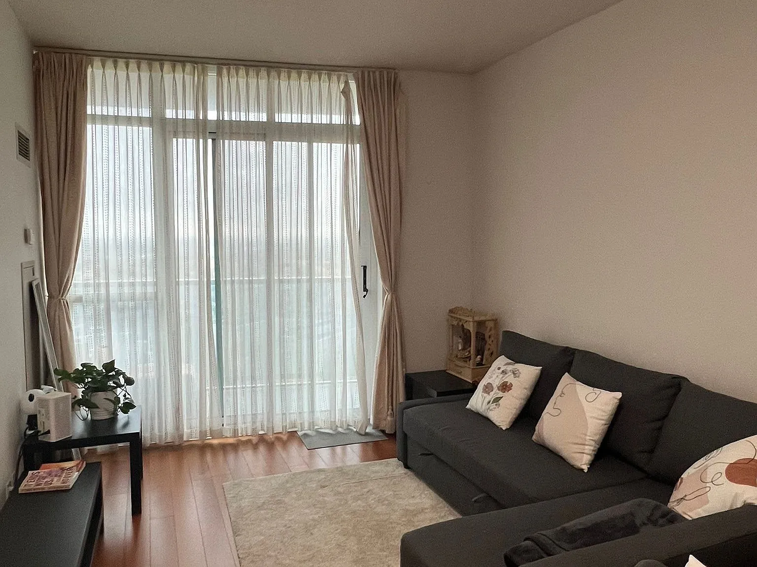1 bed, $2,300 — Photo 3