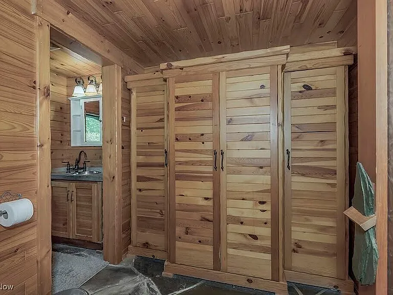 7020 S Woodland Rd — Photo 8