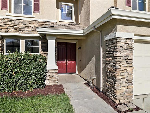 3rd image of 4467 Glenbrook Dr