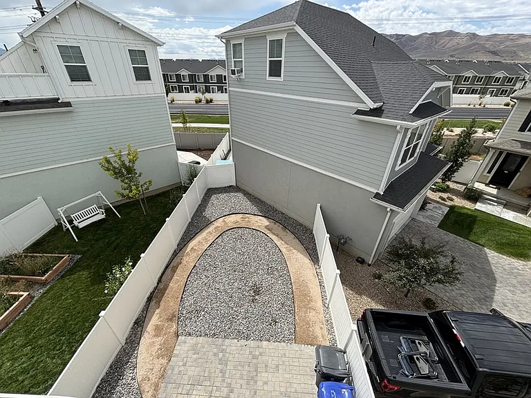 153 E Brushy Canyon St — Photo 40