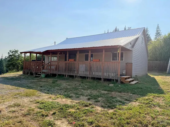 126 Aitken Rd, Weippe, ID 83553