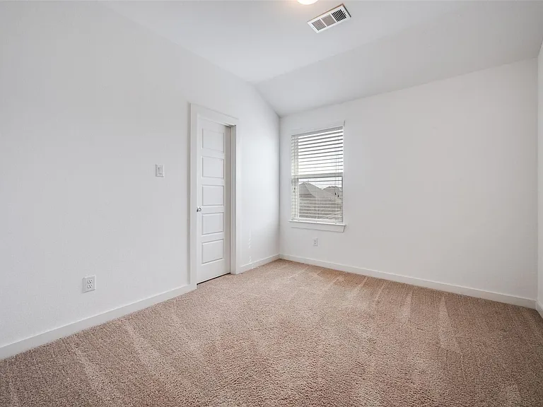 1728 Heron Way — Photo 24