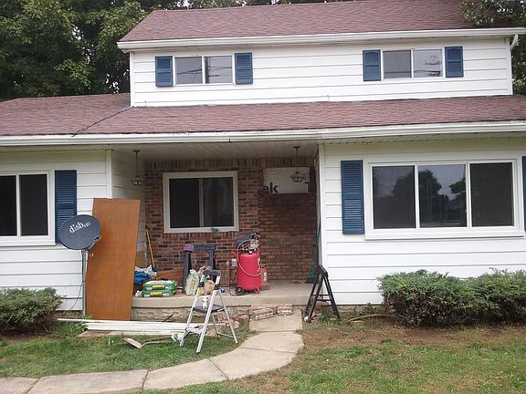 Under construction... new front door relocated to adjacent w