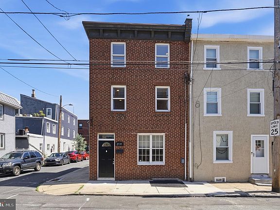 3rd image of 2535 Tilton St