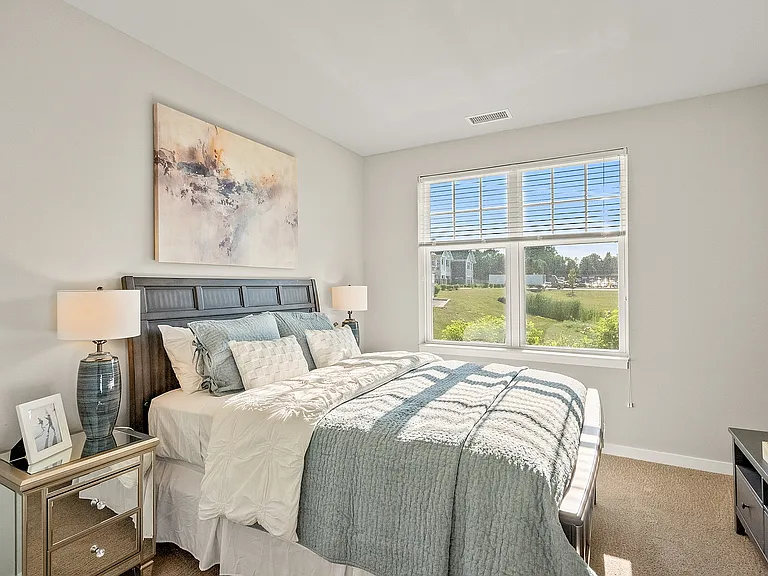 Seasons at Orchard Hills Bedroom