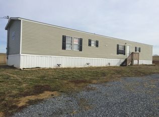 2998 Old Snapps Ferry Rd, Chuckey, TN 37641