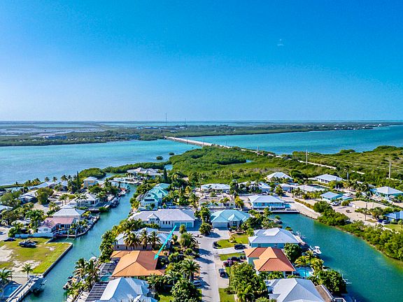 2nd image of 20844 4th Ave W