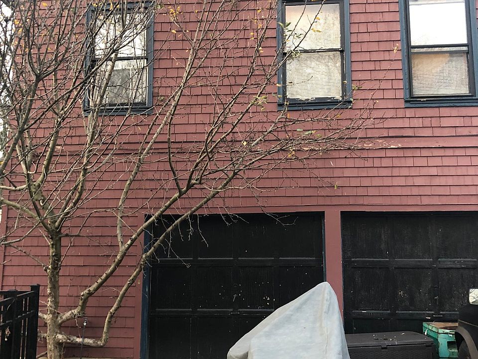 1st image of 572 W Ferry St #2