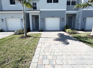 127 NE 13th Ter, Homestead, FL 33033