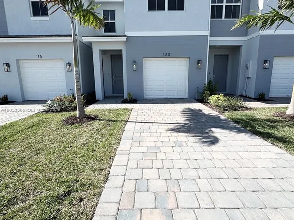 127 NE 13th Ter, Homestead, FL 33033