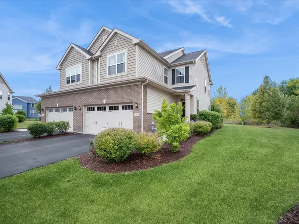 26543 W Countryside Ln, Plainfield, IL 60585