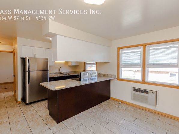 4434 W 87th St APT 2W