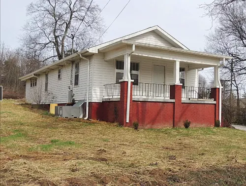 1513 Layman St Photo 1