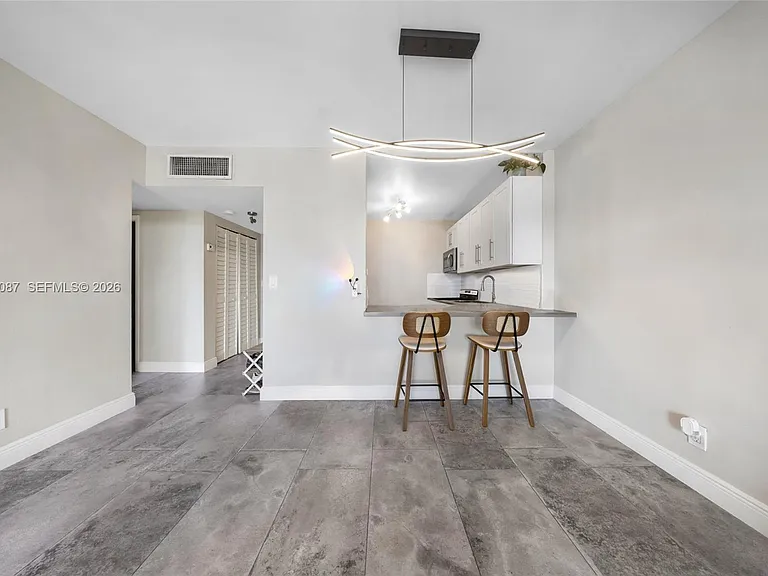 1455 N Treasure Dr #6N — Photo 15