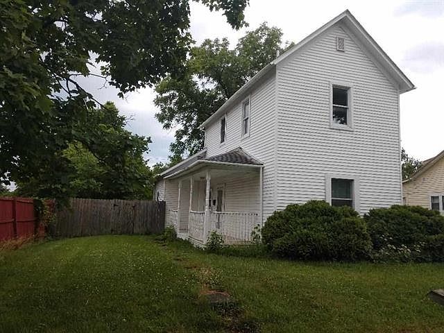 1st image of 504 E Franklin St