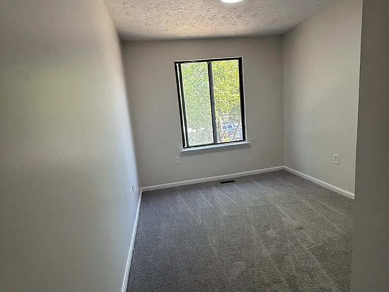 30 Keepsake Pl — Photo 2