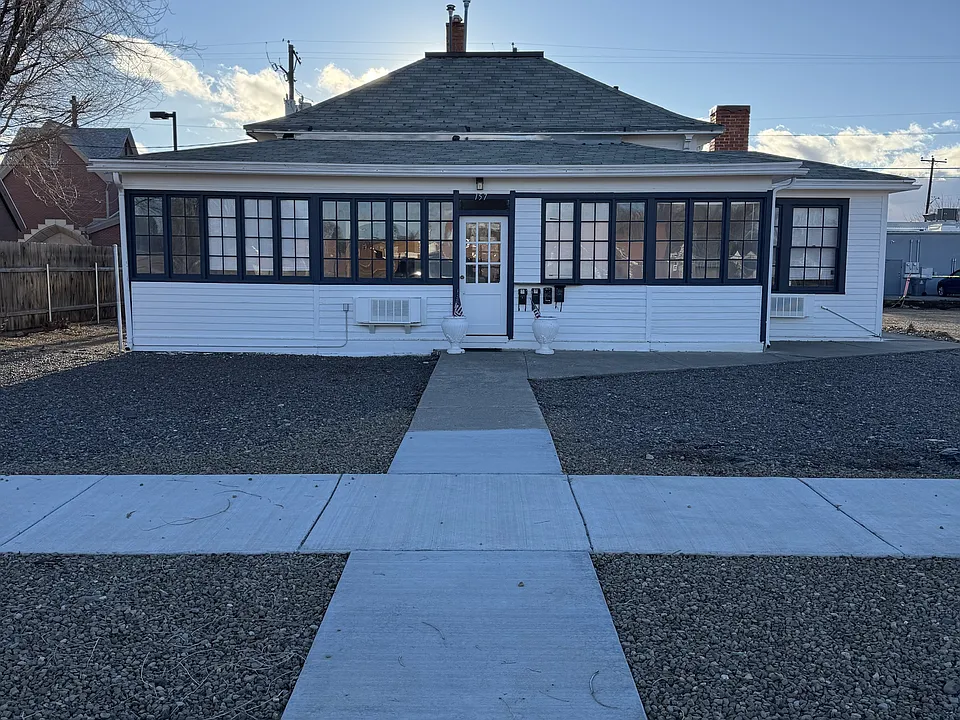157 N 4th East St #3