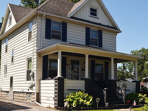 2nd image of 129 S Main St