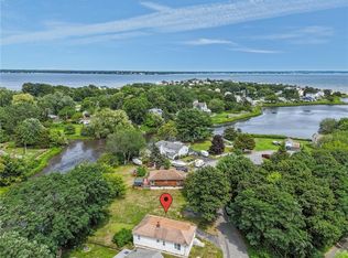 51 Terrace Ave, Warwick, RI 02889