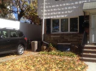 4561 159th St, Flushing, NY 11358
