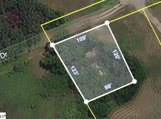 Byrd Dr, Clinton, SC 29325