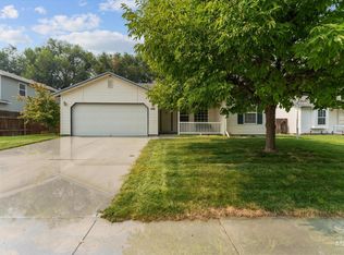 1921 S Plateau Dr, Nampa, ID 83686